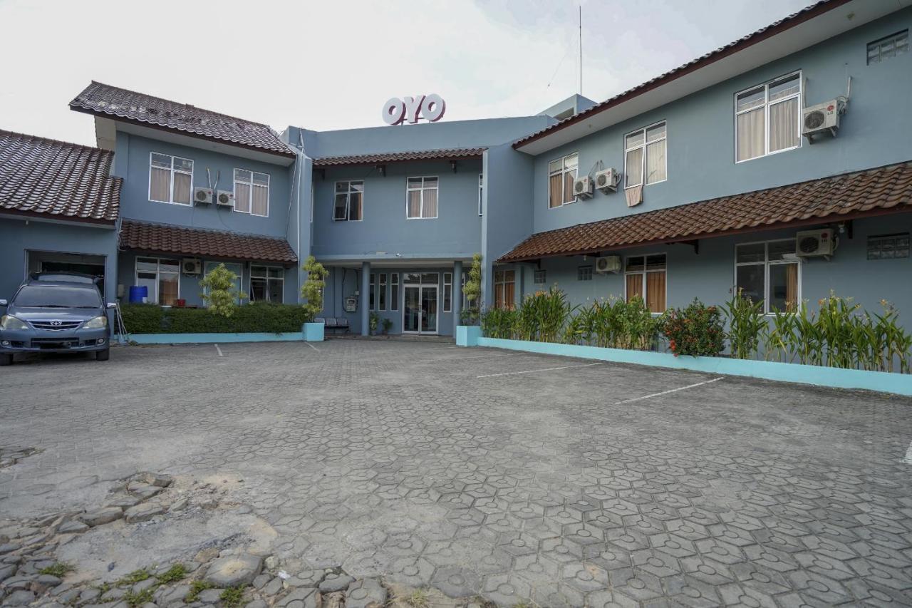 Super Oyo 1844 Bravo Residence Pangkal Pinang Luaran gambar
