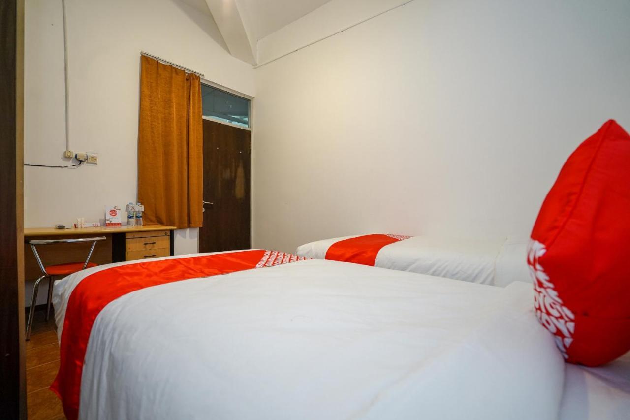 Super Oyo 1844 Bravo Residence Pangkal Pinang Luaran gambar